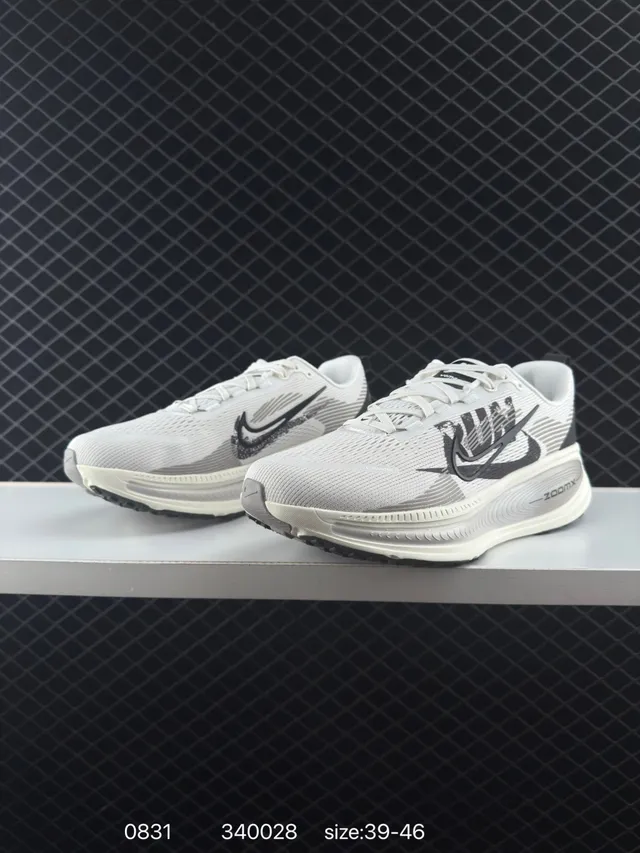Nike ZoomX Blanco Negro Transpirable Tejido Superior Escultido Capa Suela Intermedia Zapatillas de Running 2