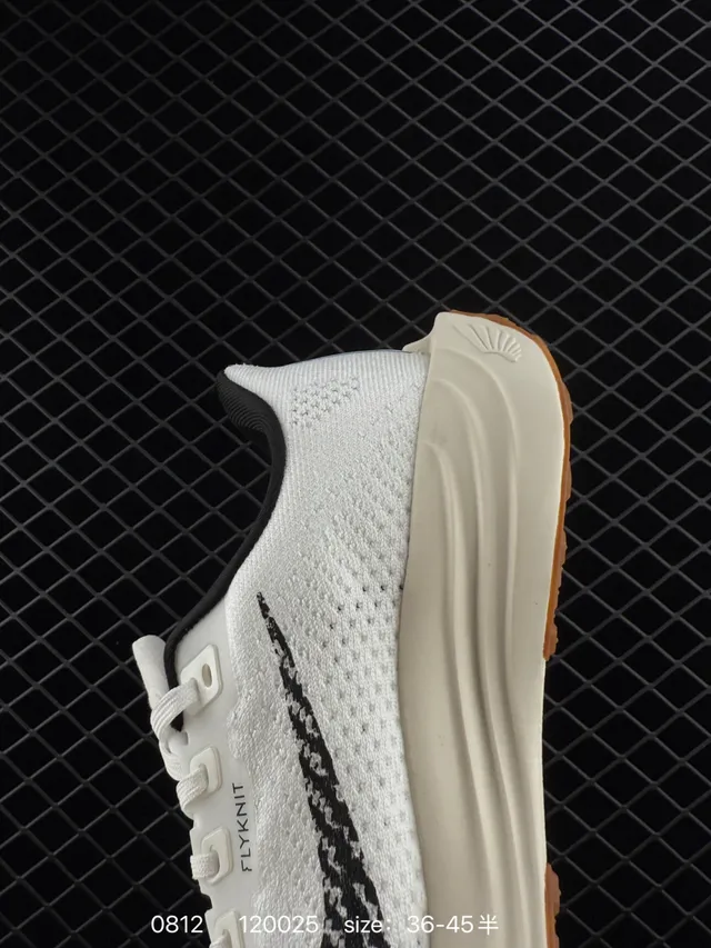 Nike ZoomX White Black Running Shoes 4