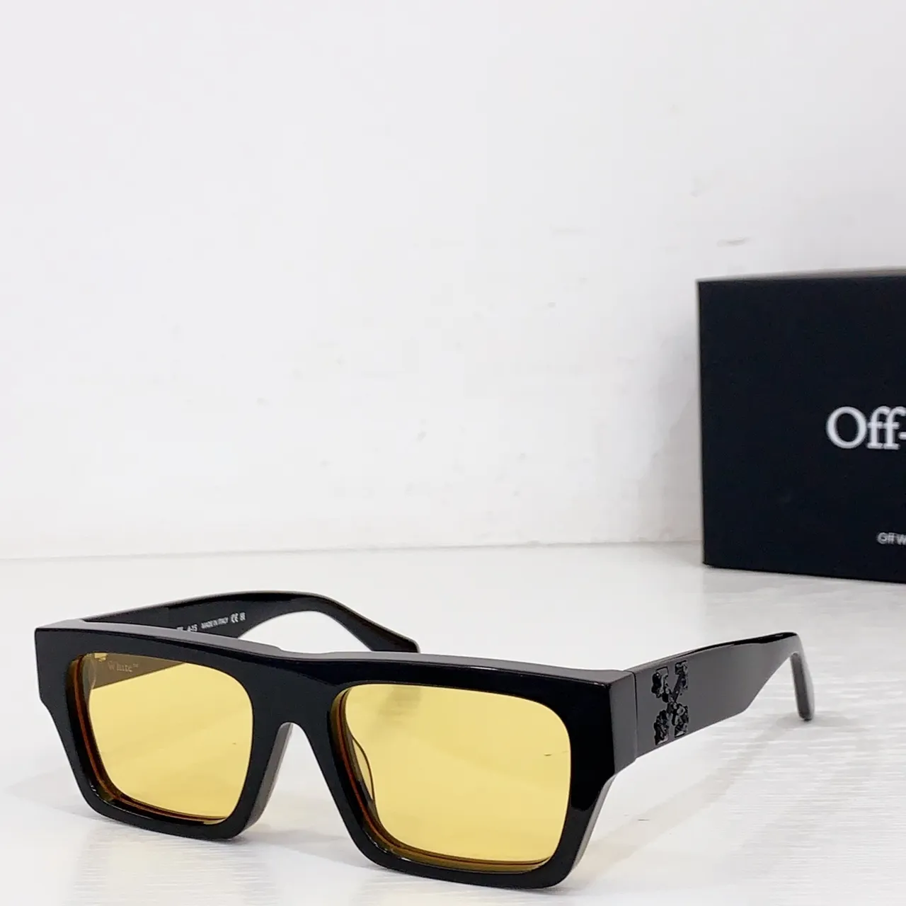Off-White Arrow Rectangular Oversized Glossy Black Sunglasses 7