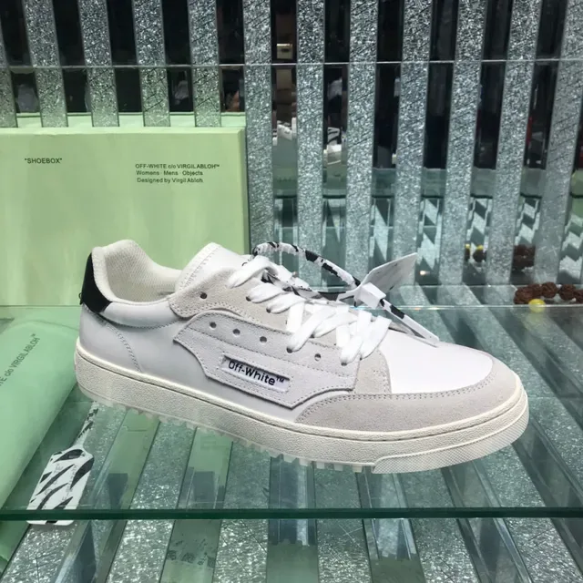 Off-White Chaussures Lifestyle Beige basses en suède et cuir panelées 8