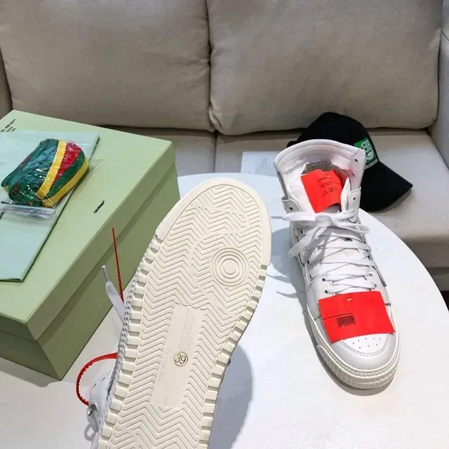 Off-White Industrial Zipper Baskets Lifestyle Blanches Hautes 3