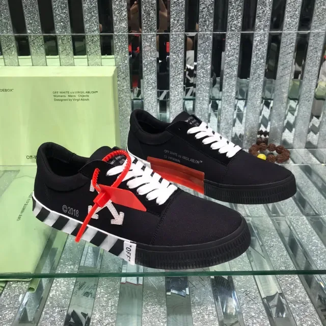 Off-White Low Vulcanized أسود أبيض التصميم الصناعي أسلوب الحياة سنيكرز 8