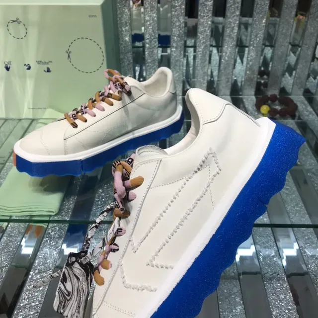 Off-White Multicolor Deconstructed Stitching Scalloped Multi-Color Sole Lifestyle Sneakers 3