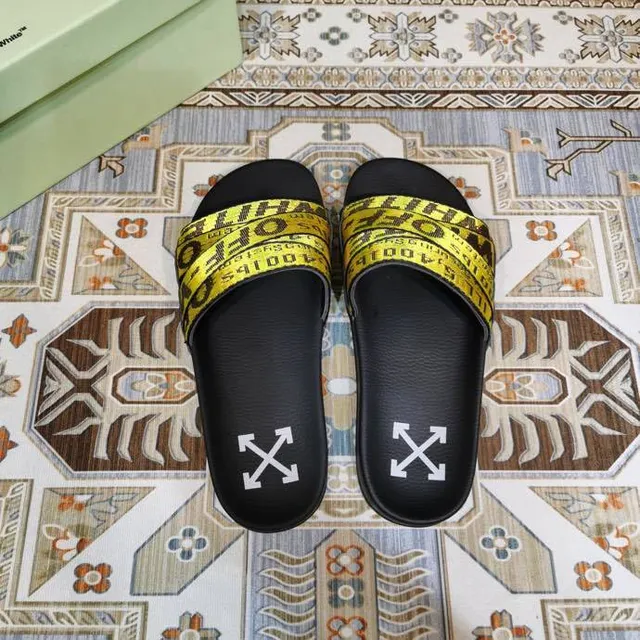 Off-White Slides Noirs et Jaunes à Ruban Industriel 3