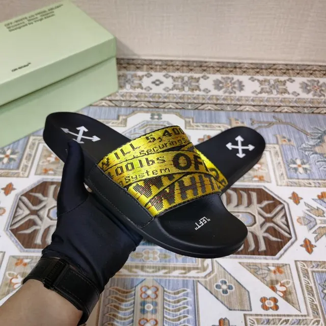 Off-White Slides Noirs et Jaunes à Ruban Industriel 6