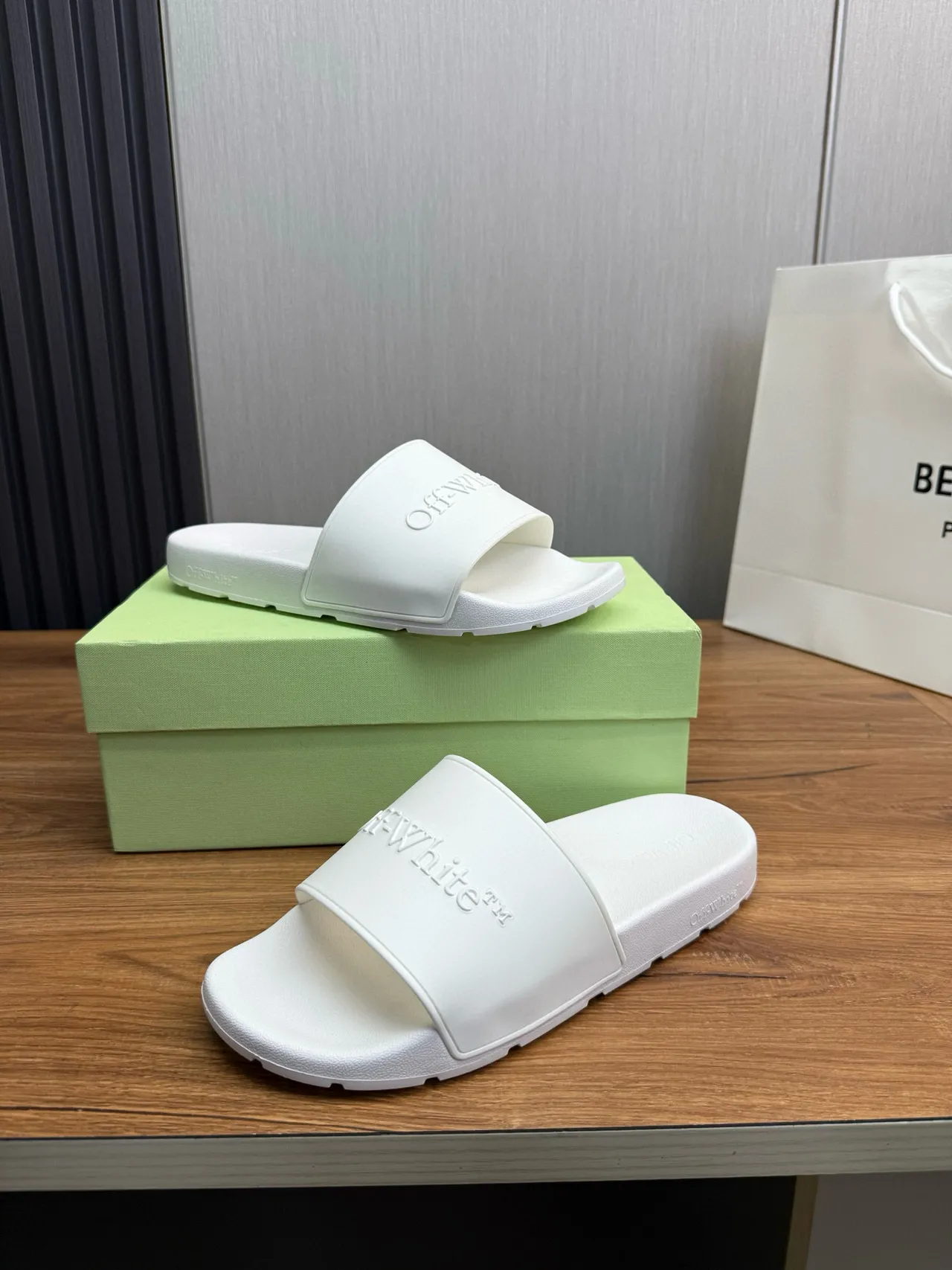 Off-White Slide White Slipper 4
