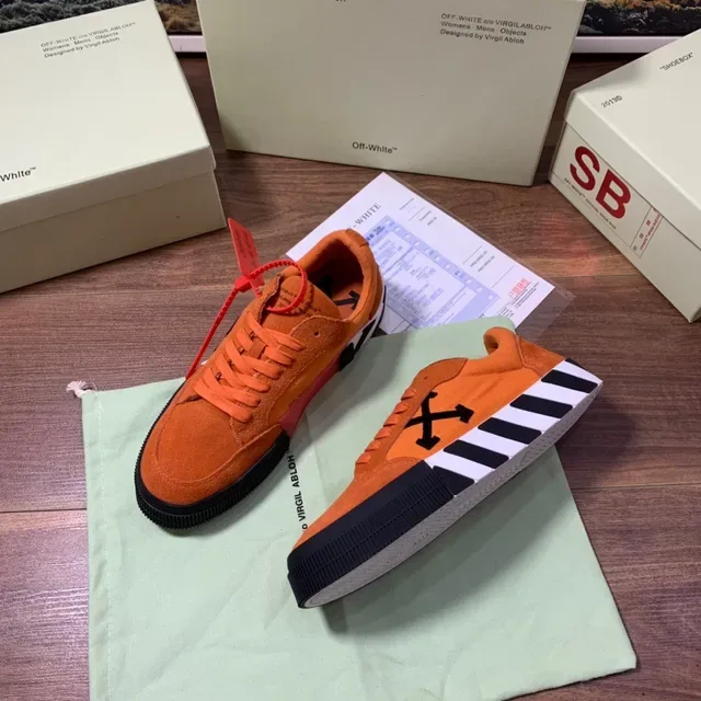 Off-White The Ten Sneakers Lifestyle Orange Noir Daim Supérieur Logo Flèche 5