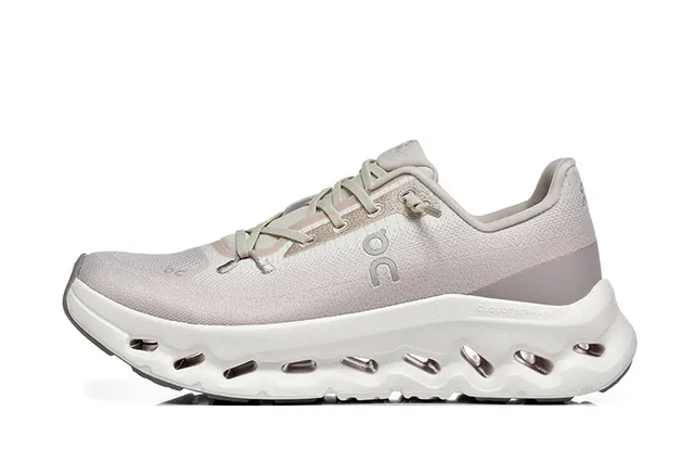 On Beige White Engineered Knit Upper Sculpted CloudTec Midsole Running Shoes 5