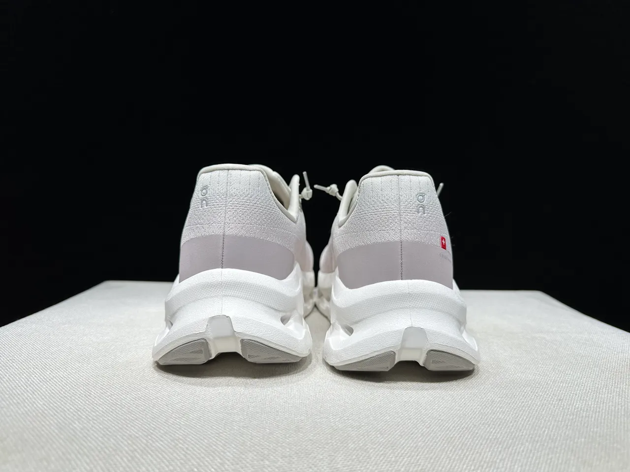 On Beige White Engineered Knit Upper Sculpted CloudTec Midsole Running Shoes 12