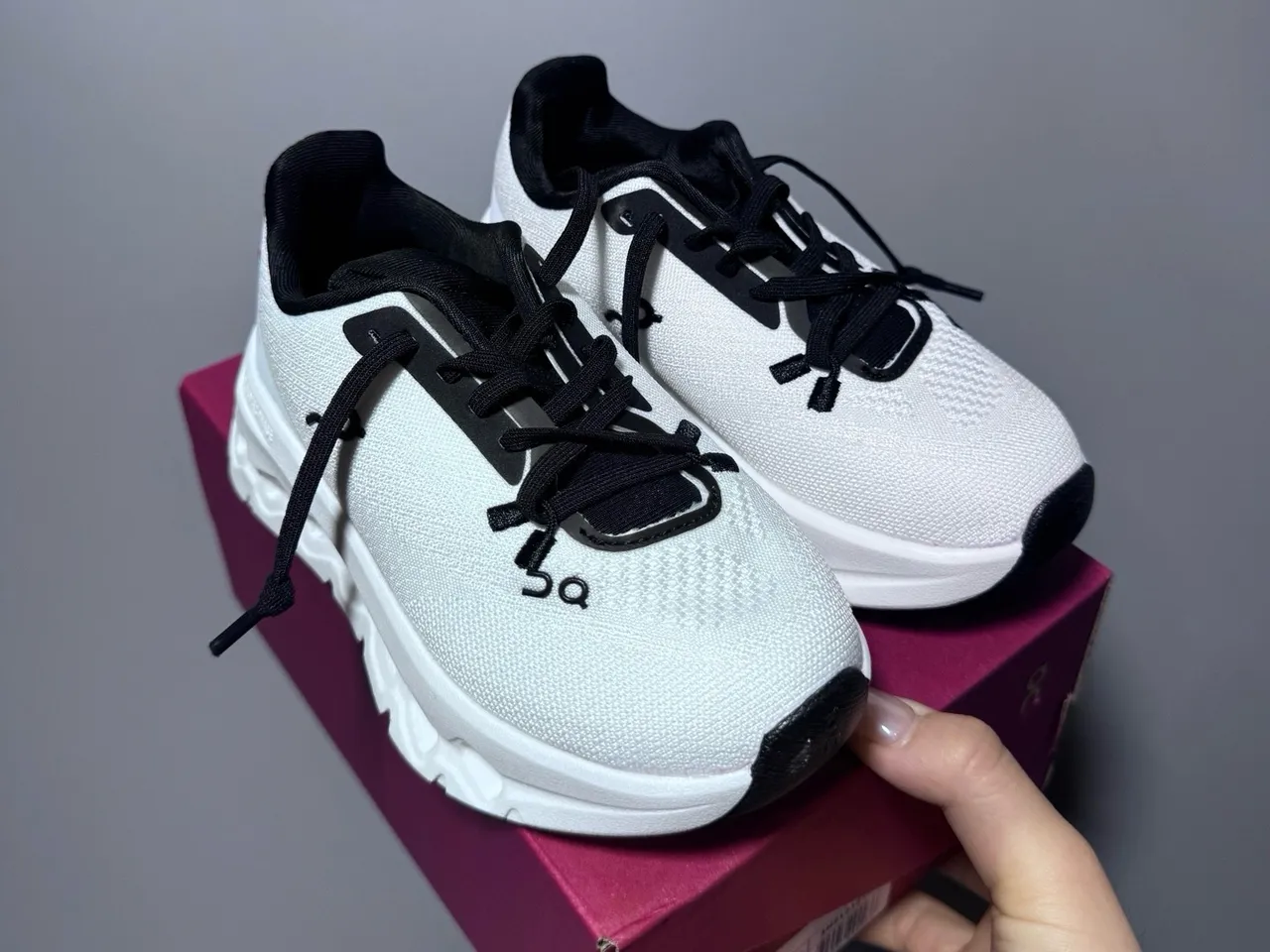 On Cloud Gray Pink Knit Upper Sculpted Midsole Chunky Sneakers 13