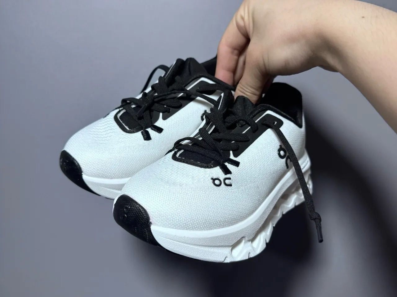 On Cloud Gray Pink Knit Upper Sculpted Midsole Chunky Sneakers 15