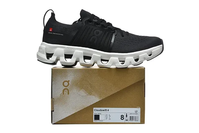 On Cloudmonster Preto e Branco Tênis para Corrida 2