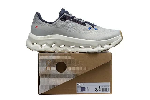 On Cloudmonster Light Gray Navy zapatillas de running 2