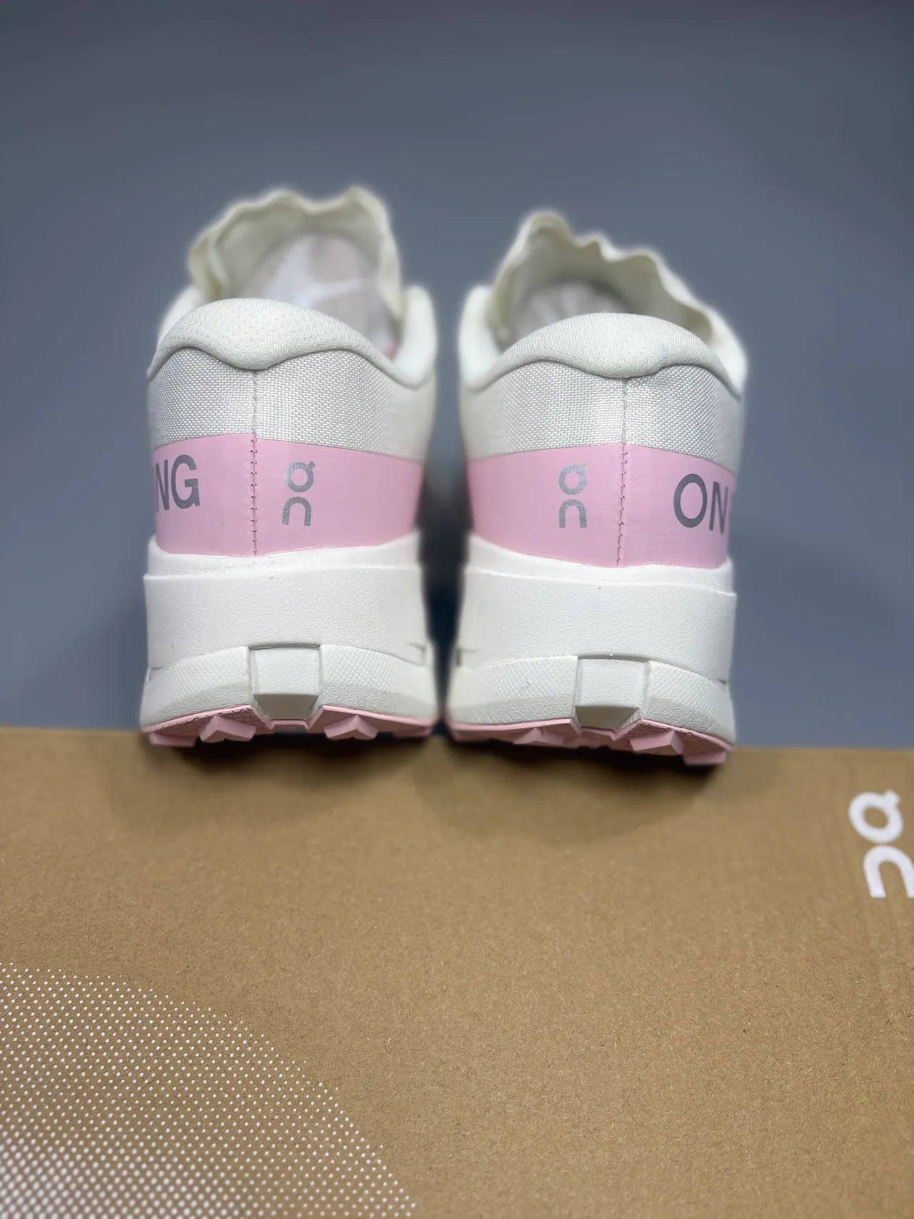 On Running Shoe White Pink Helion Midsole Running Shoes 5