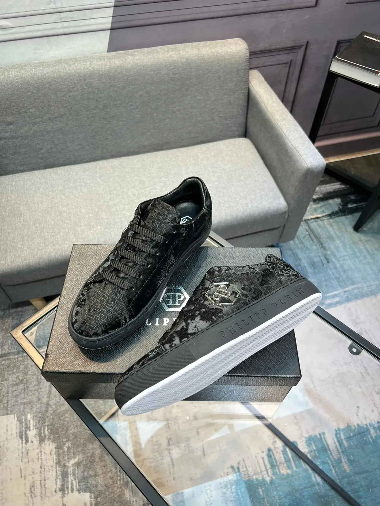 Philipp Plein Baskets Lifestyle Noir à Imprimé Floral à Encolure Basse 4