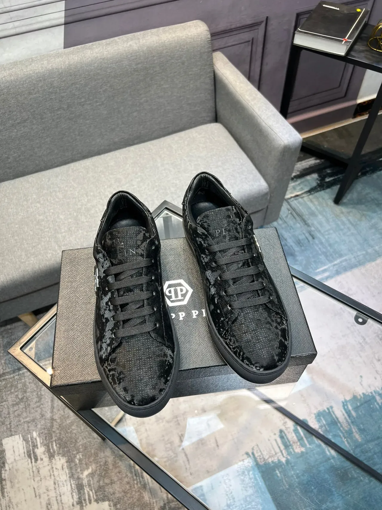 Philipp Plein Baskets Lifestyle Noir à Imprimé Floral à Encolure Basse 5