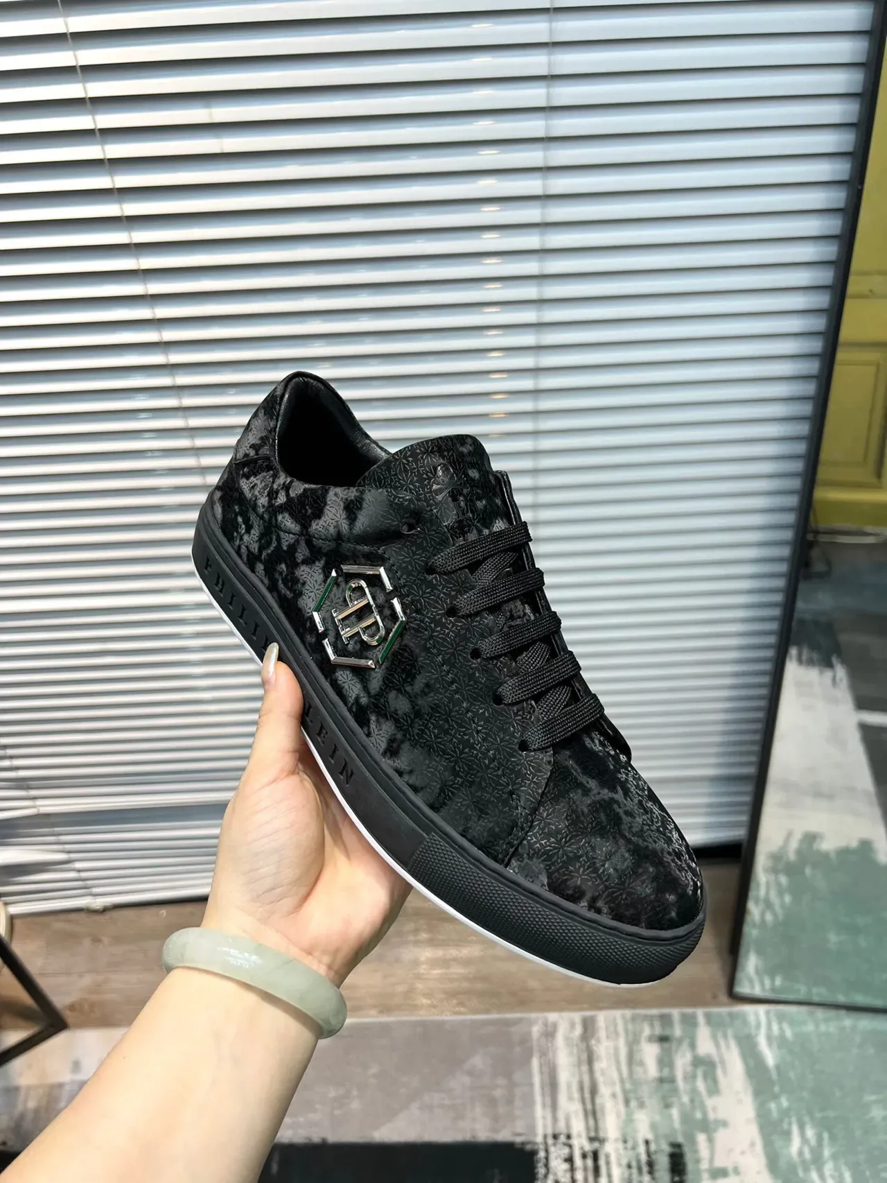 Philipp Plein Baskets Lifestyle Noir à Imprimé Floral à Encolure Basse 6