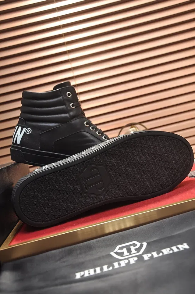 Philipp Plein Sneakers Lifestyle Noir et Blanc Hautes en Cuir 4
