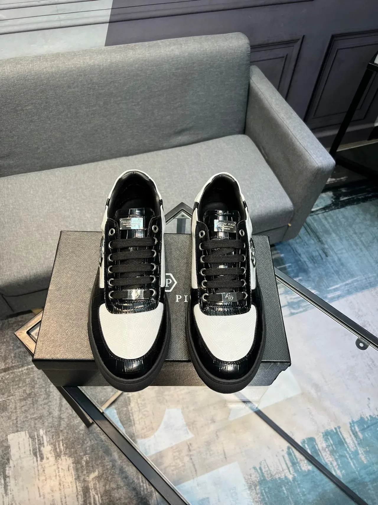 Philipp Plein Sport Black White Patent Croc-Embossed Overlays Textured Panels Lifestyle Sneakers 2