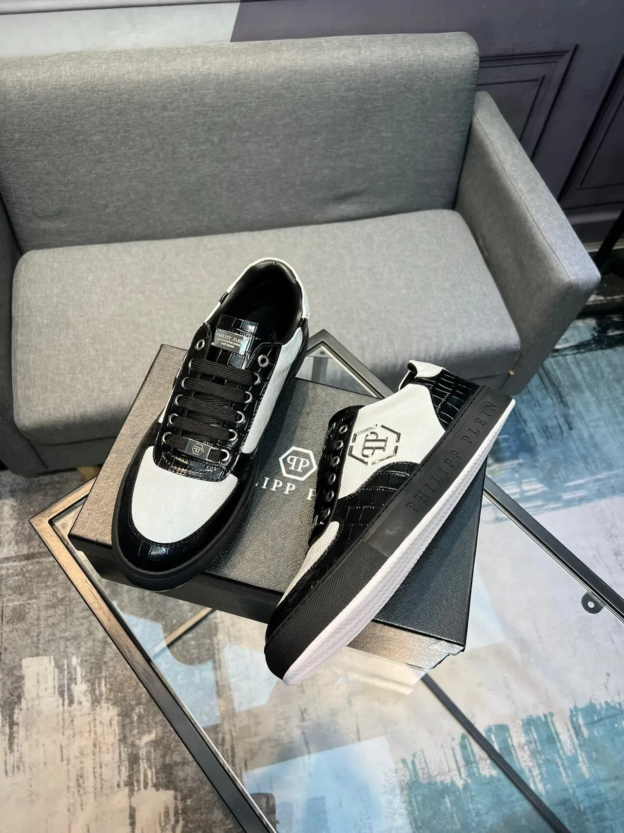 Philipp Plein Sport Black White Patent Croc-Embossed Overlays Textured Panels Lifestyle Sneakers 3