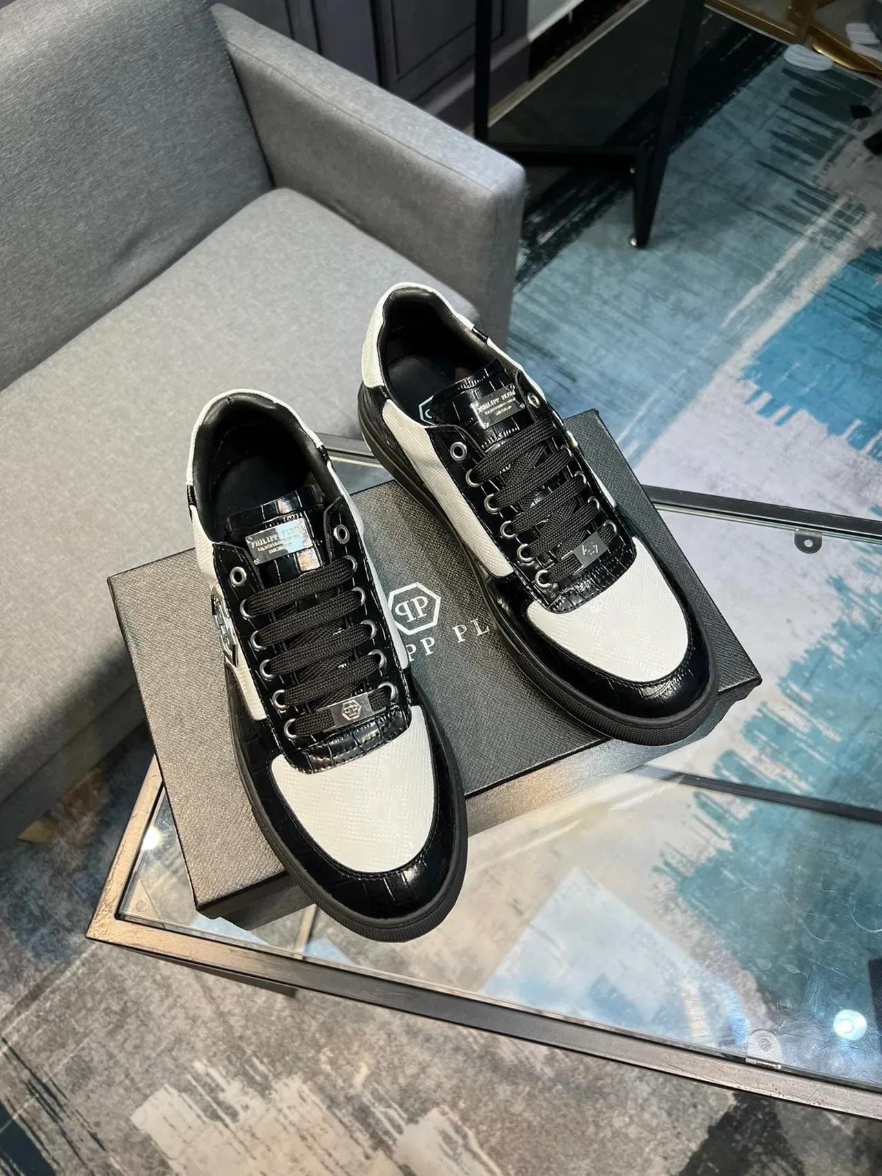 Philipp Plein Sport Black White Patent Croc-Embossed Overlays Textured Panels Lifestyle Sneakers 4