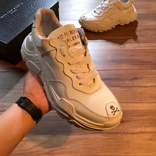 Philipp Plein Branco Bege Oversized Solado Esculpido Emblema de Caveira e Ossos Cruzados Tênis grosso 2