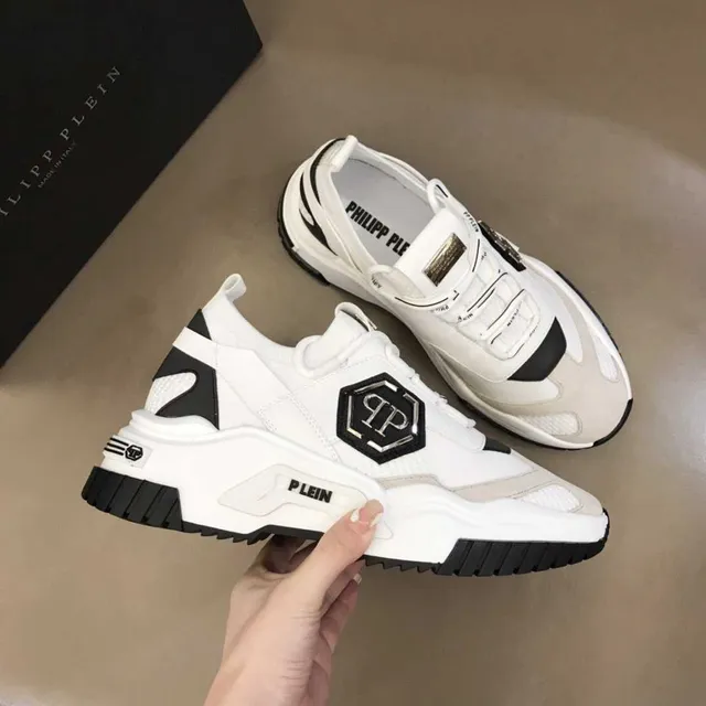 Philipp Plein حذاء رياضي سميك أبيض أسود نعل سداسي الشكل شعار PP 2