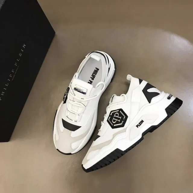 Philipp Plein حذاء رياضي سميك أبيض أسود نعل سداسي الشكل شعار PP 4