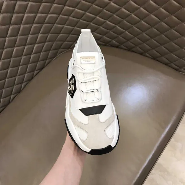 Philipp Plein حذاء رياضي سميك أبيض أسود نعل سداسي الشكل شعار PP 8