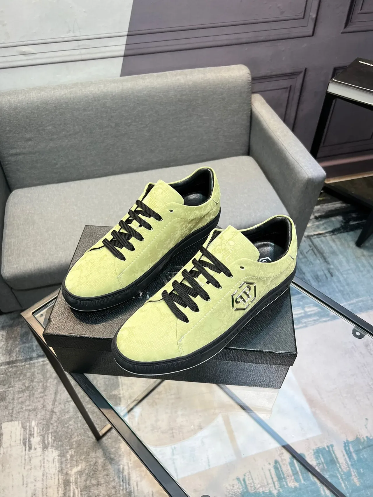 Philipp Plein Jaune Noir Baskets Lifestyle à Tige Basse Texturée en Daim 3