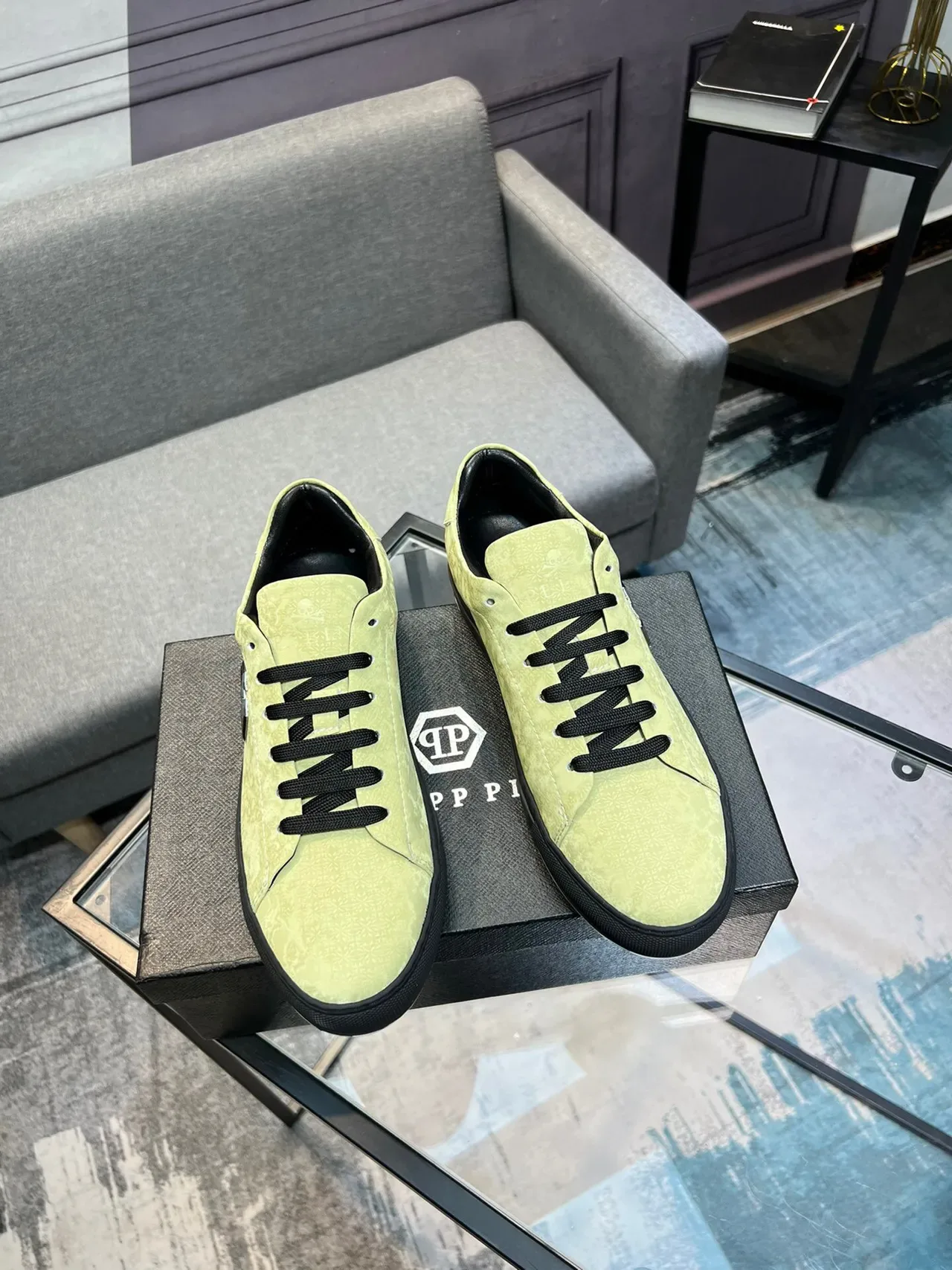 Philipp Plein Jaune Noir Baskets Lifestyle à Tige Basse Texturée en Daim 5