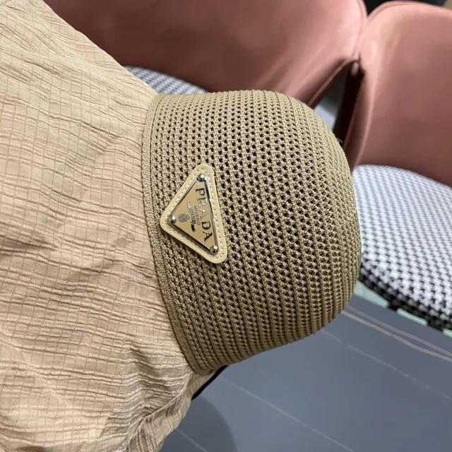 Prada Beige Black Lined Interior Mesh Crown Bucket Hat 10