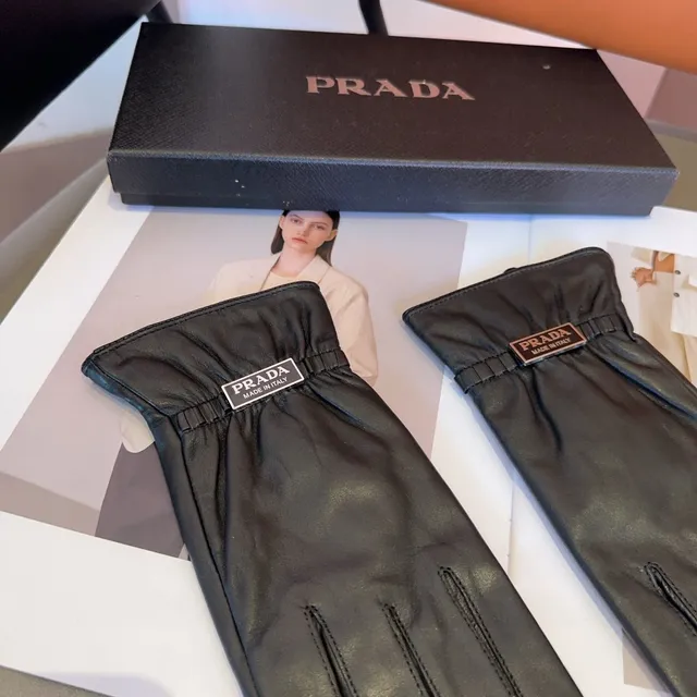 Prada Black Smooth Ribbed Elastic Cuff Leather Gloves 10