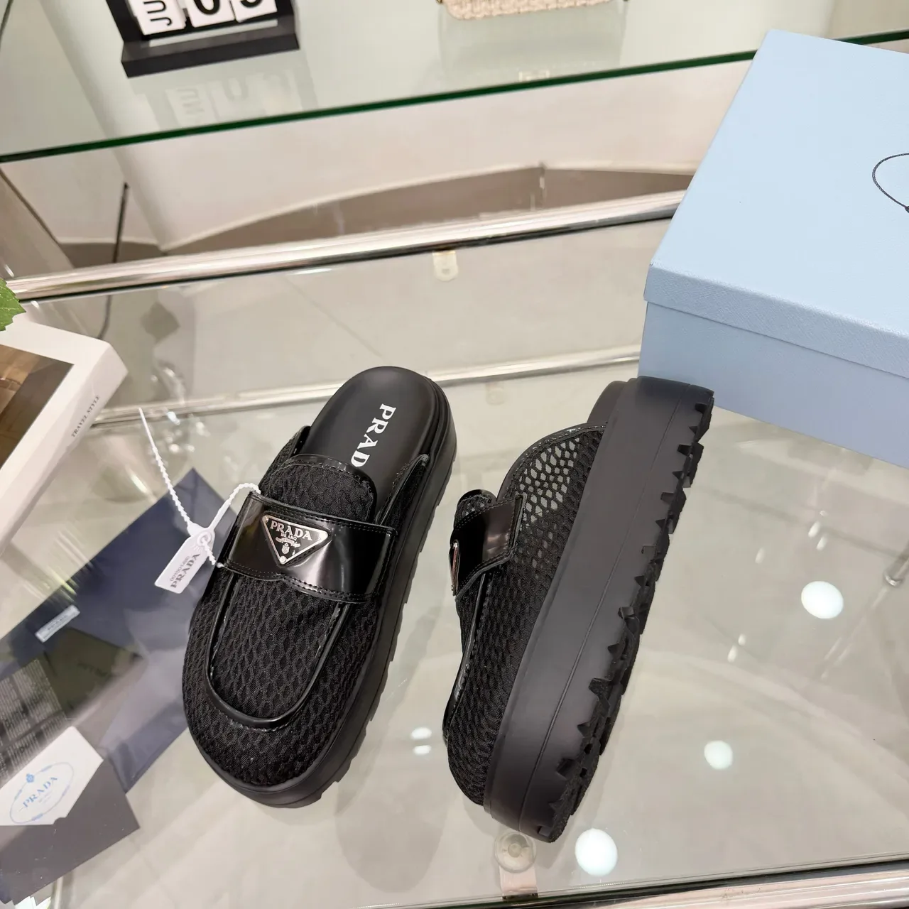 Prada Black Woven-Texture Upper Glossy Patent Strap Casual Shoes 6