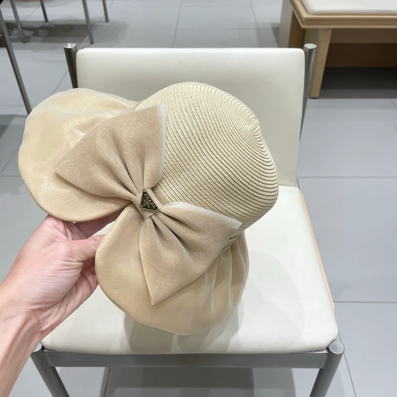 Prada Bow-Adorned Beige Woven Straw Crown Wide Brim Fedora 4