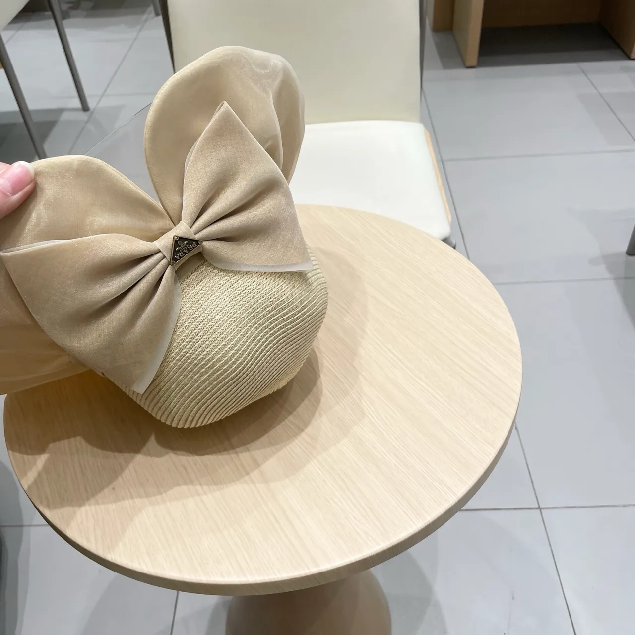 Prada Bow-Adorned Beige Woven Straw Crown Wide Brim Fedora 7