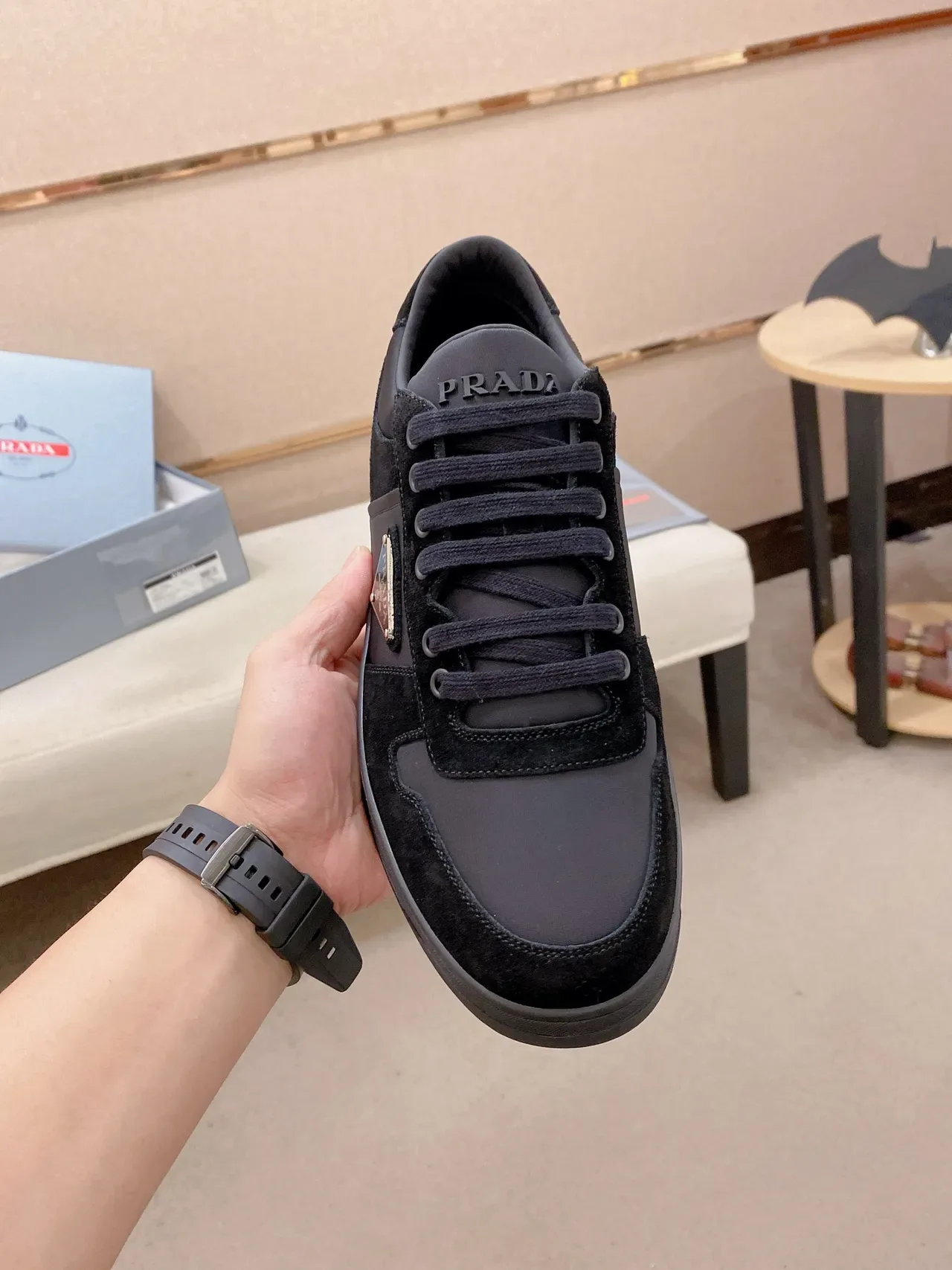 Prada Cloudbust Sneakers Lifestyle Noires en Daim et Nylon Panelées Basses 6