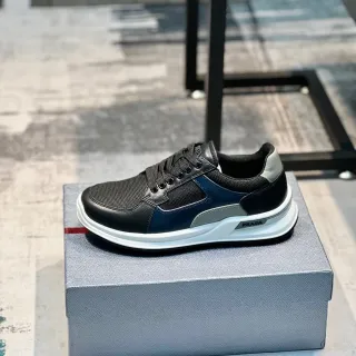 Prada Cloudbust حذاء سنيكرز أسود بحري فضي أسلوب حياة