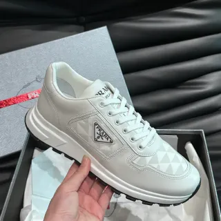 Prada Cloudbust Off-White جلدي أسلوب حياة حذاء رياضي
