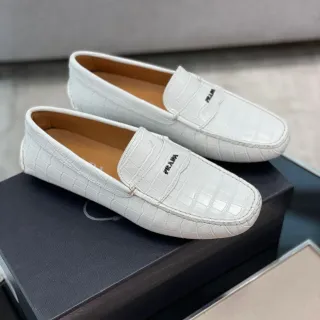 Prada Croc-Embossed সাদা পেনি লোফার