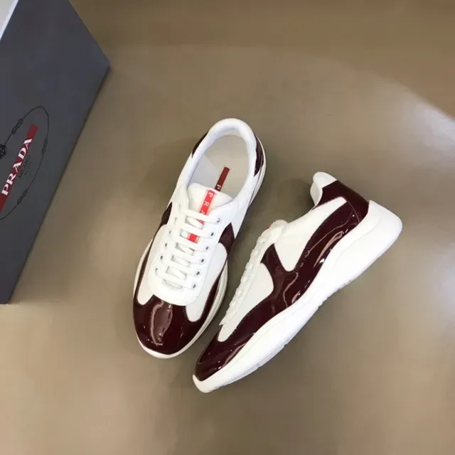 Prada Linea Rossa Tênis lifestyle em malha patentada borgonha e branco 3