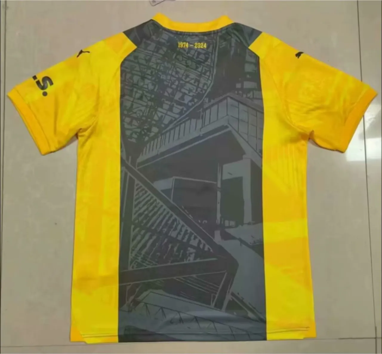 Puma Borussia Dortmund 2022–23 Troisième Jaune Gris Impression Graphique Maillot 2