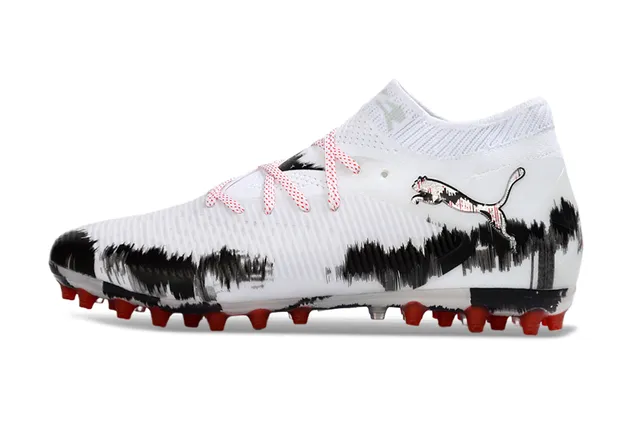 Puma Chaussures de football blanc noir col maille haut graphique de coup de pinceau terrain ferme 7