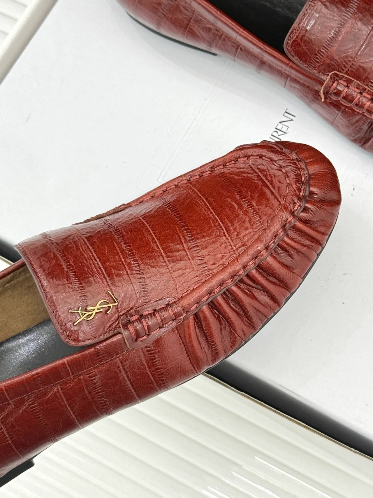 Saint Laurent Loulou Mocassins Crocodile Embossé Ruche 4