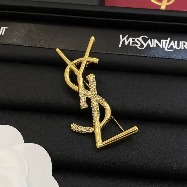 Saint Laurent Monogram فضة ذهب Pavé-Crystal بروش 3