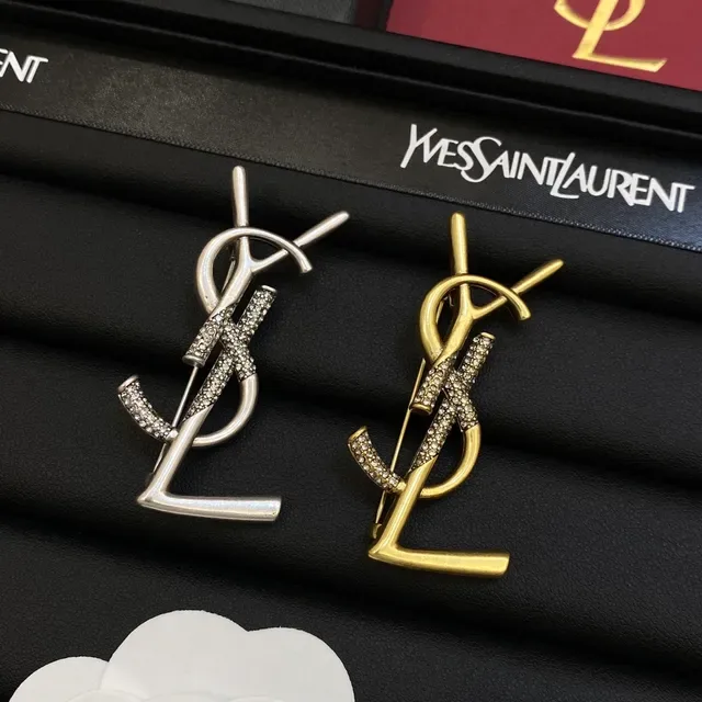 Saint Laurent Monogram فضة ذهب Pavé-Crystal بروش 8