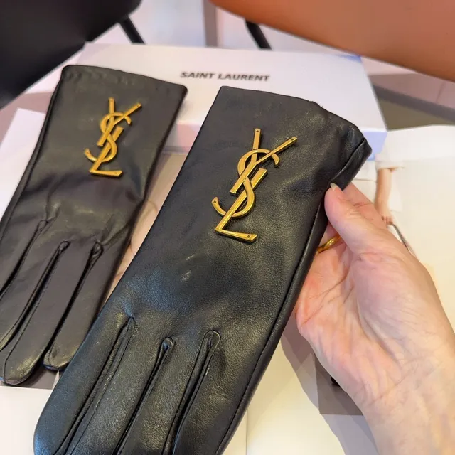 Luvas Saint Laurent YSL Monogram Preto Dourado Hardware Liso Couro 2