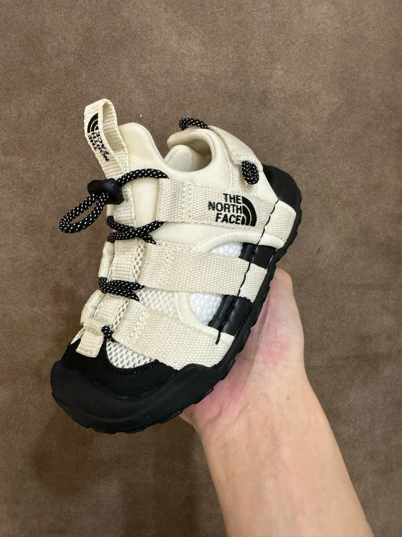 The North Face Beige Black Multi-Strap Hook-and-Loop Closure Casual Sandals 18