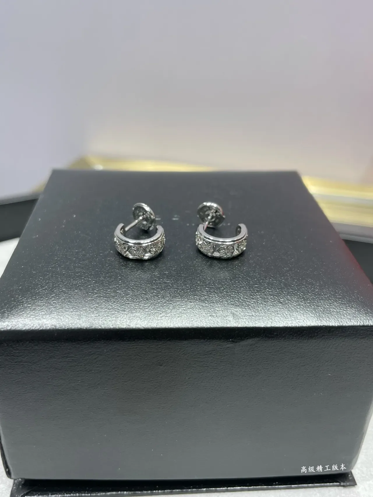 Tiffany & Co. HardWear Brincos aro Coração Pavé 3