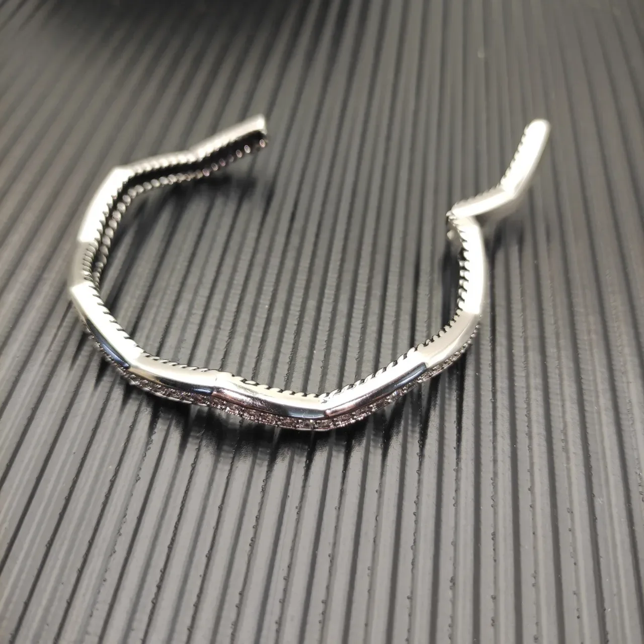 Tiffany & Co. HardWear Pavé Diamond Rope-Edge Open Cuff Bracelet 3